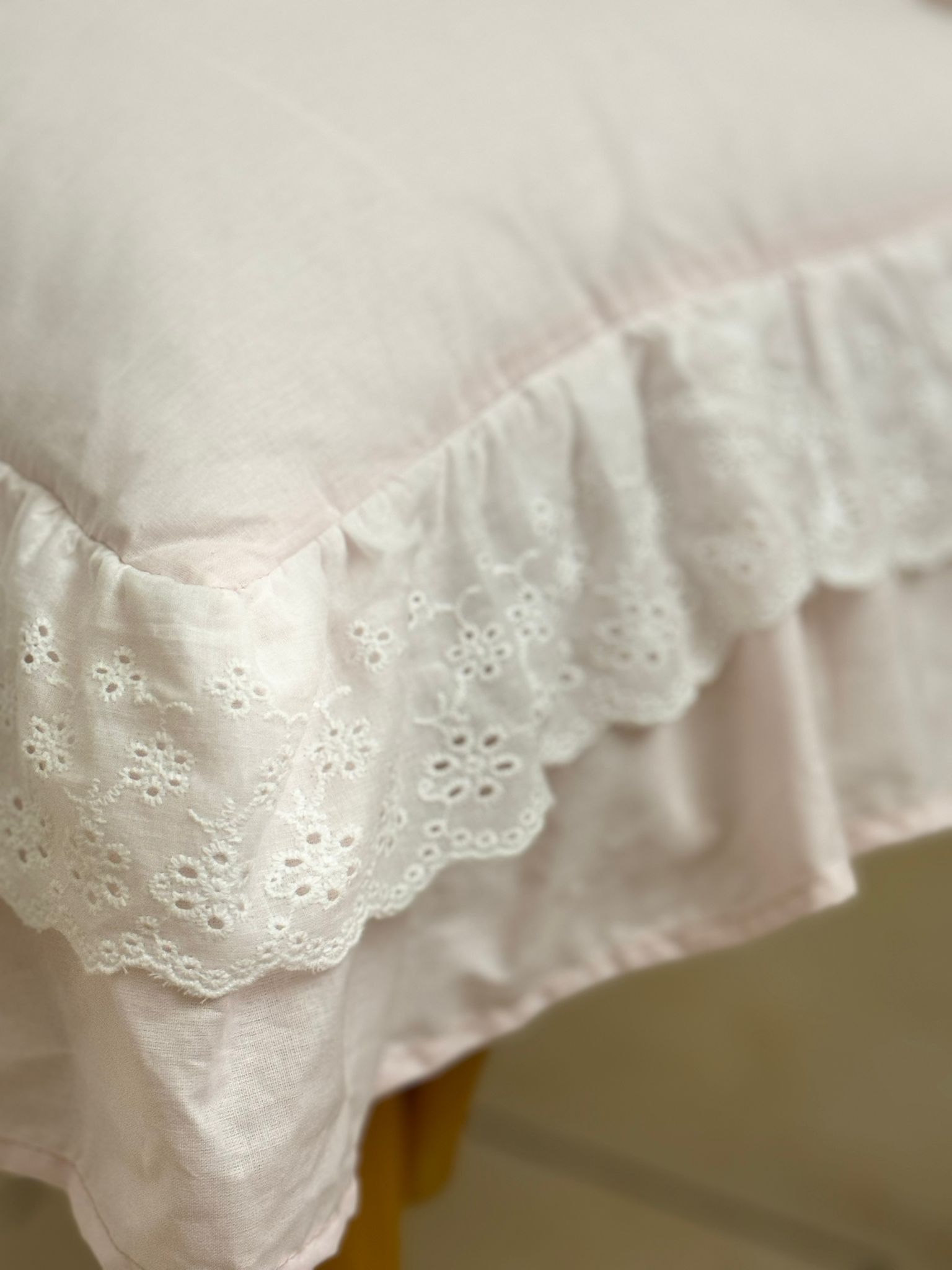 Cuscino da sedia sartoriale in cotone con pizzo sangallo - ROSA - 45x45 cm - FiorentinoHome